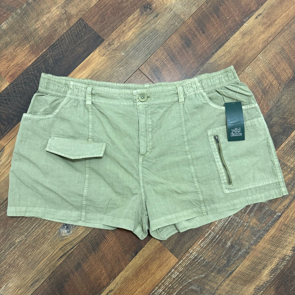 Wild Fable Mid-Rise Pull-On Camp Shorts Sage Green